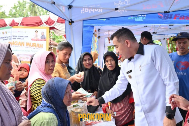 Upaya Stabilitasi Pasokan dan Harga Pangan,Pemkab Pesawaran Gelar Gerakan Pasar Murah