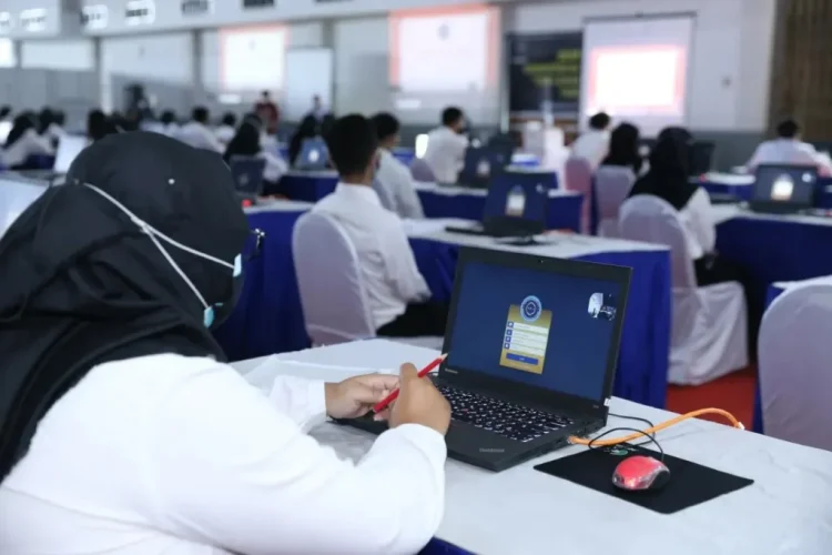 Fresh Graduate S1 Dilarang Ikut Seleksi PPPK: Fokus pada Tenaga Honorer