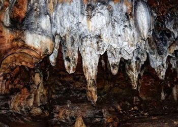 Goa Sriti: Mengenang Perlawanan Pangeran Diponegoro Melawan Penjajah Belanda