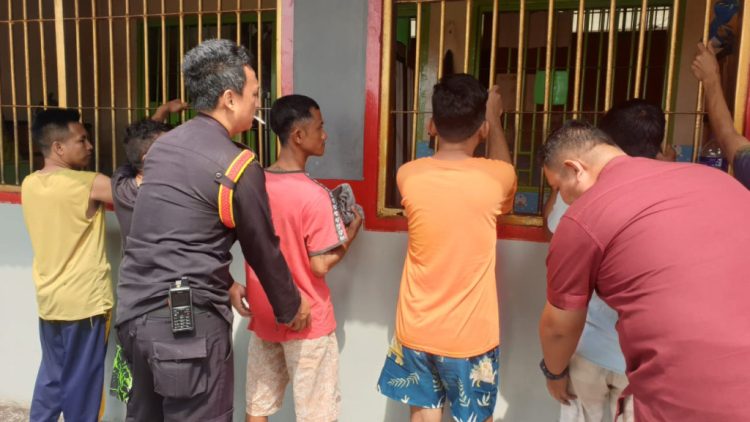 Wujudkan Zero Halinar: Sidak Kamar Napi di Lapas Narkotika Bandar Lampung