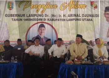 Pengajian Akbar Bersama Gubernur Lampung di Stadion Sukung Kotabumi