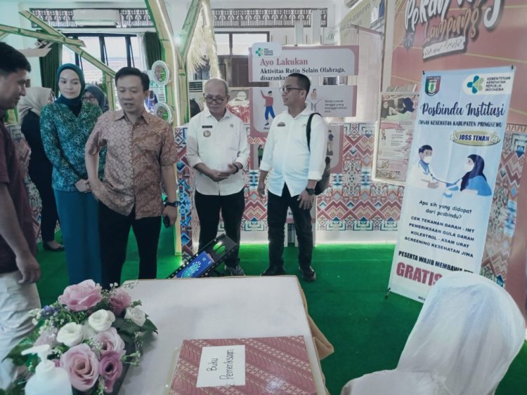 Pj. Bupati Tinjau Persiapan Anjungan Pringsewu di Pekan Raya Lampung 2024