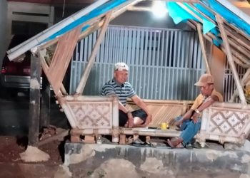 Posko Pengaduan Ladam Terima Ketua RT yang Dipecat Camat Langkapura