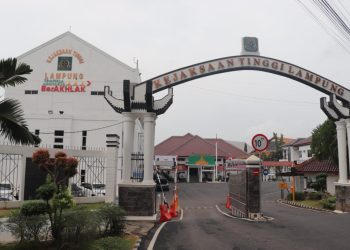 Kejati Lampung Dalami Kasus Dugaan Korupsi di PDAM Way Rilau: Kepala BPKAD Bandar Lampung Dipanggil