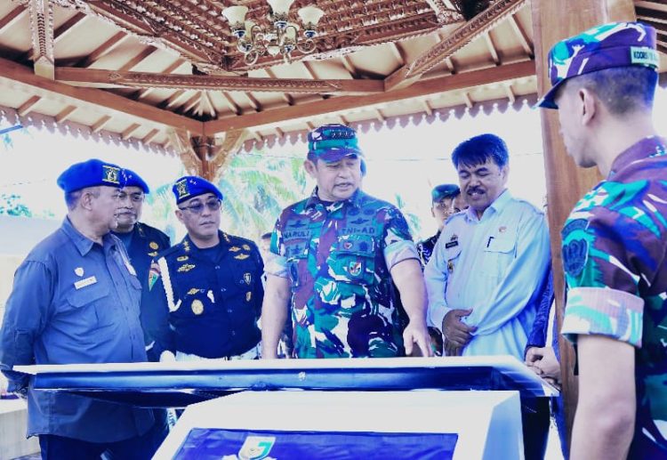 Jenderal TNI Maruli Simanjuntak Resmikan Monumen Perjuangan CPM di Pringsewu