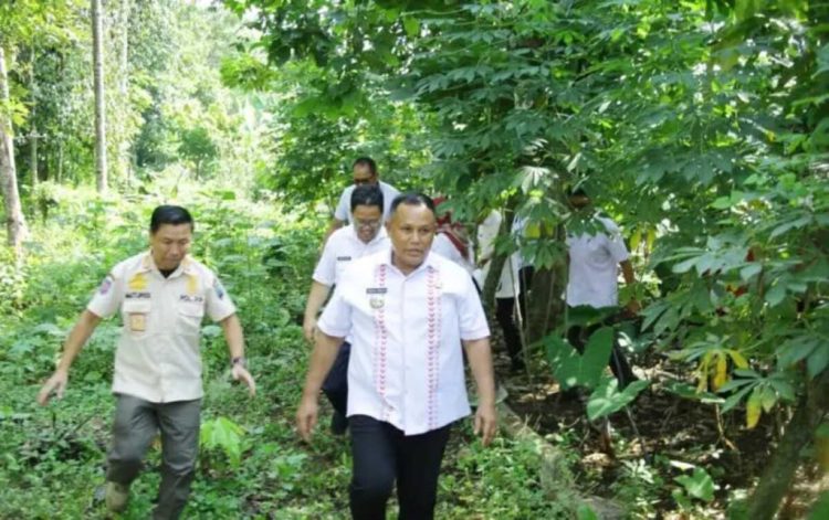 Bupati Nanang Ermanto Resmikan Monumen Perjuangan CPM di Pringsewu