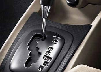 Mobil Matic Lancar Jaya: Rahasia Merawat Transmisi Otomatis