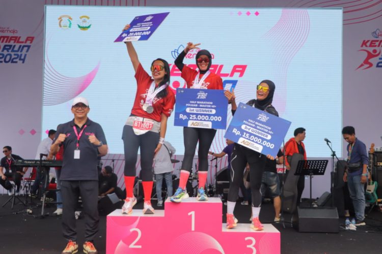 Polwan Polda Lampung Raih Juara 1 Half Marathon 40+ di Kemala Run 2024