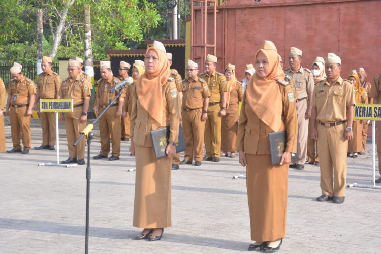 Apel Mingguan di Kantor Bupati Lampung Tengah Dipimpin oleh Dr. Candra Puasati