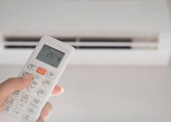 8 Bahaya Penggunaan AC Secara Terus-Menerus