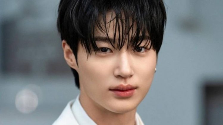 Byeon Woo Seok Berbagi Tantangan dan Kesyukurannya atas Popularitas yang Meningkat