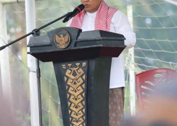Nanang Ermanto Sholat Idul Adha 1445 H di Lapangan Desa Way Galih