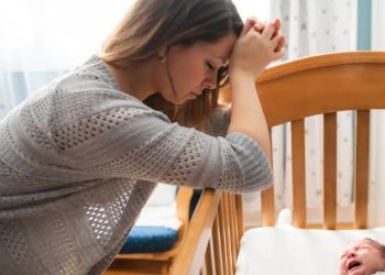 Baby Blues: 10 Faktor Penting yang Harus Diketahui oleh Pasangan Suami Istri