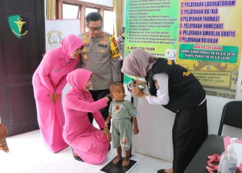 Dokkes Polres Lampung Barat Adakan Bakti Kesehatan Cegah Stunting di Hari Bhayangkara