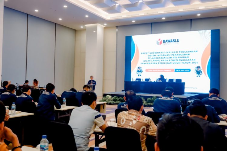Bawaslu Lampung Gelar Rapat Evaluasi Sistem Sigap Lapor untuk Pengawasan Pemilu 2024