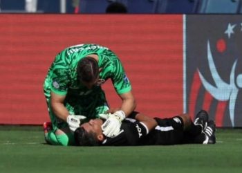 Wasit Laga Peru vs Kanada di Copa America 2024 Pingsan Akibat Cuaca Ekstrem