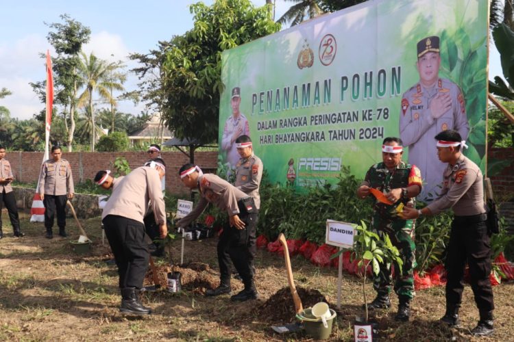 Polda Lampung Peringati Hari Bhayangkara Ke-78 dengan Bakti Sosial dan Bantuan Sosial di Jati Agung