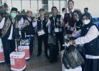 Jamaah Haji Kabupaten Pringsewu Gelombang Pertama Kembali dengan Sukacita dan Doa