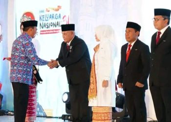 Nanang Ermanto dan Winarni Terima Penghargaan Satyalancana Wira Karya, Wakil Tunggal dari Sumatera