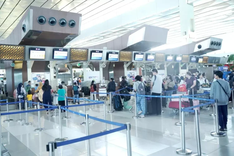 Ini 10 Rute Penerbangan Favorit Selama Liburan Sekolah 