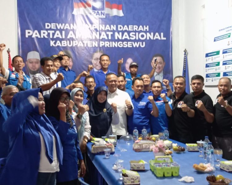 Calon Bupati Fauzi Silahturahmi ke DPD PAN Pringsewu
