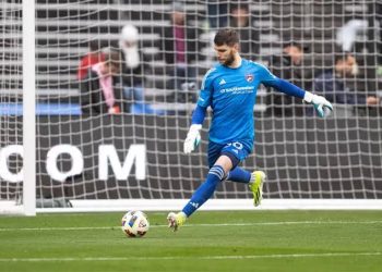 Kata Maarten Paes usai Satu Tim dengan Lionel Messi