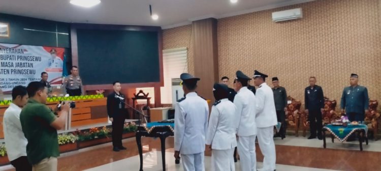 Pj Bupati Marindo Kukuhkan 112 Kepala Pekon di Pringsewu