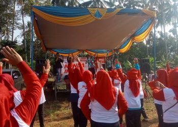 Senam CAKEP Bersama Nanda Indira Gaspol di Padang Cermin, Dimeriahkan ZIN KATA