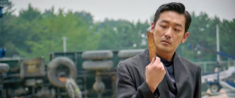 Deretan Film Sejarah Ini Dibintangi Ha Jung Woo, Terbaru Hijack 1974!