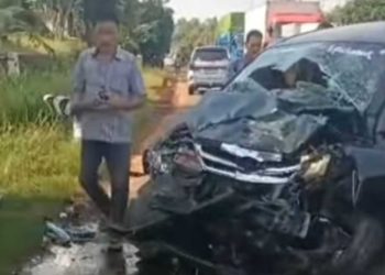 Kecelakaan Beruntun di Lampung Timur: Mobil Travel Tabrakan dengan Mobil Penumpang, Belum Ada Korban Jiwa Terkonfirmasi