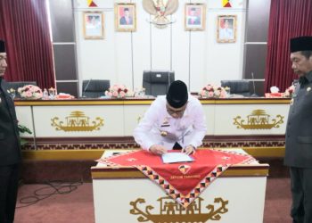 Pj Bupati Tanggamus Minta Plh Sekda Suadi Agar Program Berjalan Baik