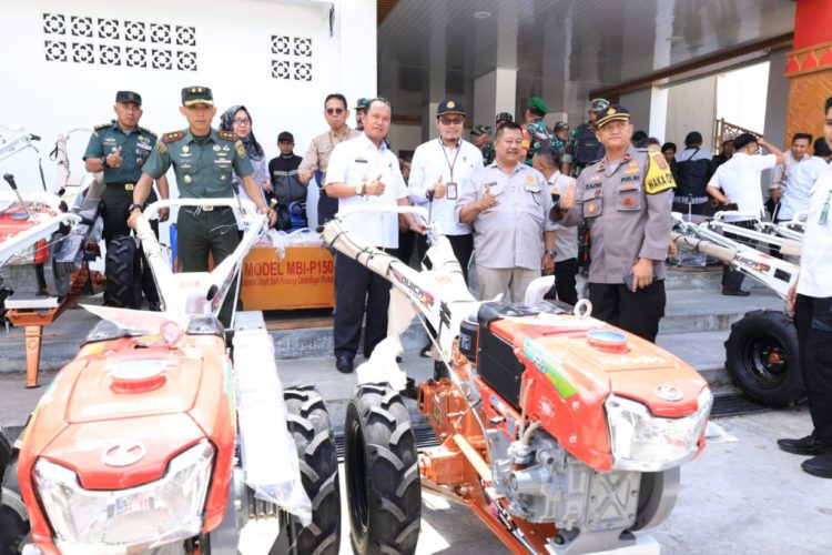 Hadapi El Nino, PJ Bupati Lampung Barat mengajak Para Petani Meingkatkan Produktivitas Padi di Lampung Barat