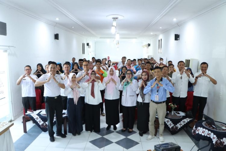 Bupati Lampung Tengah Buka Acara Pembekalan Tematik Forum Anak di Aula Prambanan Yukum Jaya