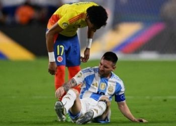 Momen Lionel Messi Menangis sampai Buang Sepatu karena Cedera di Final Copa America 2024
