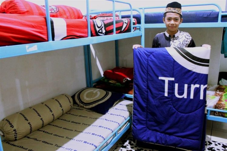 Selain Mempersiapkan Emosional, Ini 5 Perlengkapan yang Dibutuhkan Anak Saat Tinggal di Pondok Pesantren