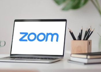 MUDAH!Cara Share Screen Zoom di Laptop dan Smartphone