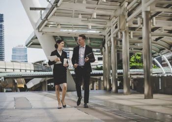 Ingin Bekerja di Luar Negeri? Ini 10 Negara dengan Gaji UMR Tertinggi di Dunia