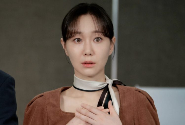 Lee Yoo Young Umumkan Pernikahan dan Kehamilan, Siap Menyambut Anak pada September 2024