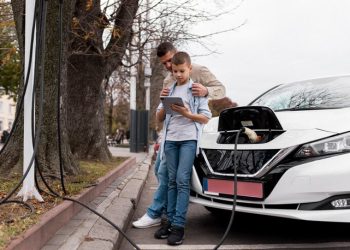 Tips dan Cara Merawat Mobil Listrik Agar Tetap Optimal