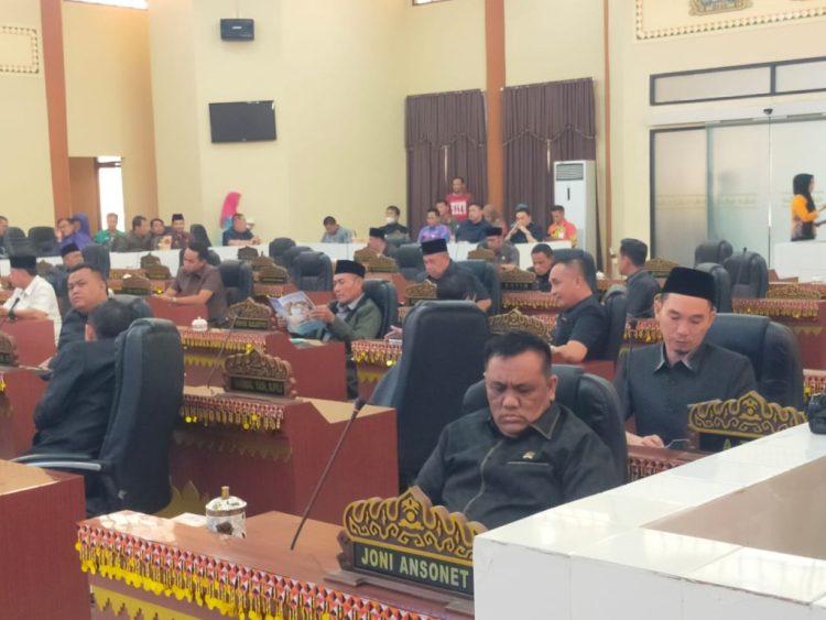 Rapat Paripurna DPRD Kabupaten Tanggamus Tahun 2024: Agenda Utama dan Pernyataan Pj. Bupati