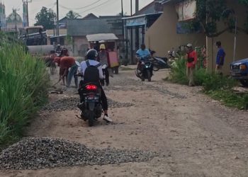 Pemda Pesawaran Tingkatkan Akses Jalan Penghubung Way Khilau