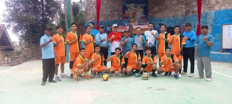 Open Turnamen Voli Kepala Desa Munca Cup 1: Cetak Atlet Muda