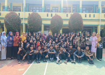 SMAN 1 Padang Cermin Rayakan Hari Batik Nasional Pelestarian Warisan Budaya Lokal