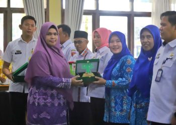 Wasisno Sembiring Harapkan Lebih Banyak Sekolah di Lampung Barat Raih Adiwiyata