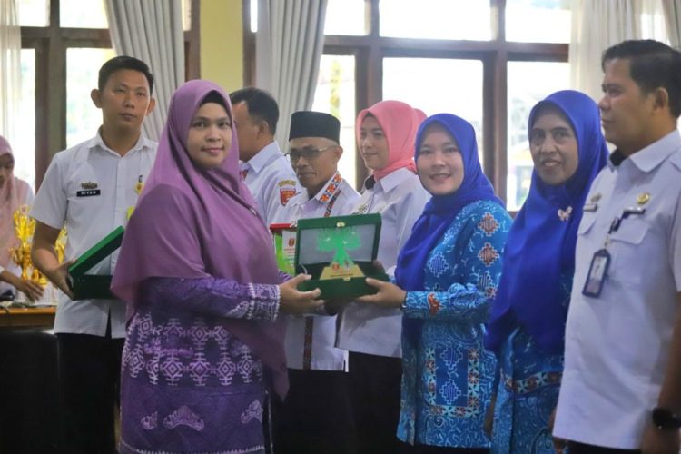 Wasisno Sembiring Harapkan Lebih Banyak Sekolah di Lampung Barat Raih Adiwiyata
