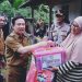Pj Bupati Pringsewu Serahkan Bantuan kepada Korban Angin Kencang di Sukoharjo