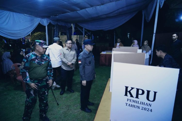Pj Bupati Pringsewu Tinjau Kesiapan TPS Jelang Pemilukada Serentak 2024