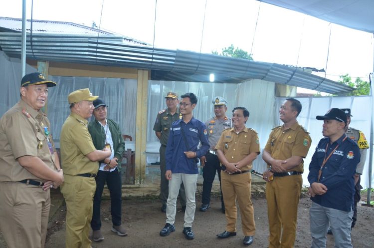 Pj Bupati Tanggamus Tinjau Kesiapan TPS Jelang Pilkada Serentak 2024