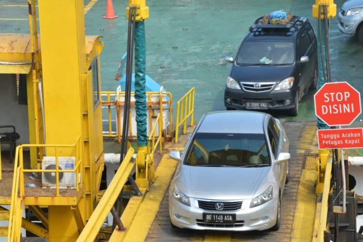 Kemenhub Tunda Penyesuaian Tarif Penyeberangan di 27 Lintasan, ASDP Siap Patuh