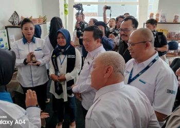 Pj Bupati Pringsewu Resmikan Kegiatan PKU Akbar PNM, Dukung UMKM Go Digital